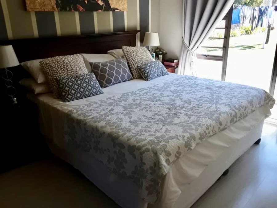 7 Bedroom Property for Sale in Bloemhof North West